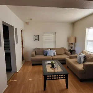 U2 - Private 2br Walkup In Dt Phx With Pkg United States
